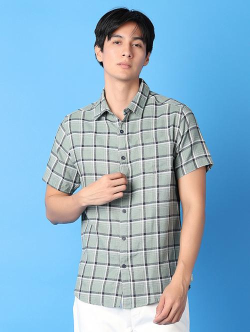 men checks short sleeves casual shirt - 21388068 - Very Small Image - 1