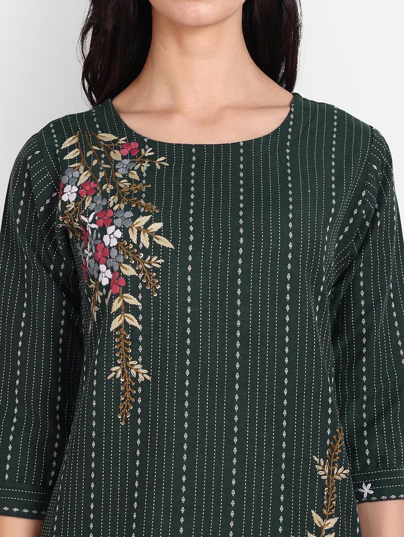 women three quarter sleeve straight kurta - 21389141 - Standard Image - 3