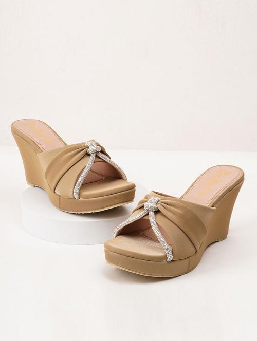 women nude brown slip on sandal - 21395063 - Very Small Image - 1
