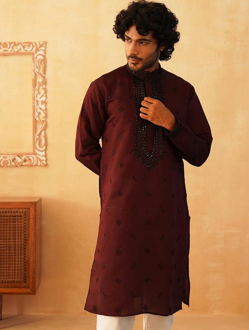 men mandarin neck embroidered long kurta - 21401444 - Very Small Image - 1