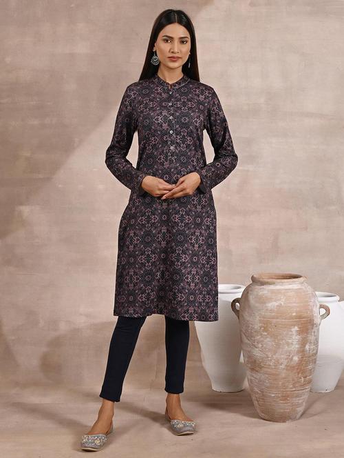 women printed woolen kurta - 21451657 - Very Small Image - 1