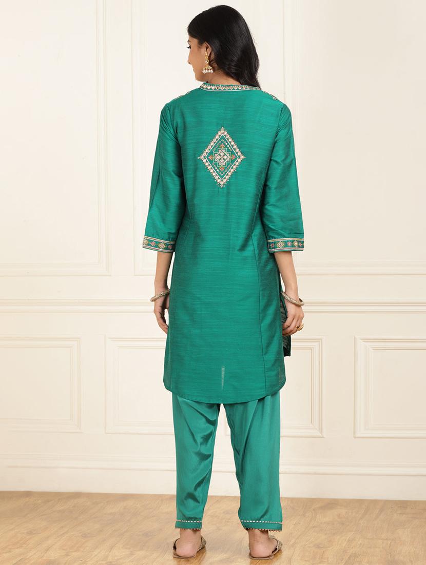 women solid with work three quarter sleeve embroidered kurta salwar set - 21451914 - Zoom Image - 4