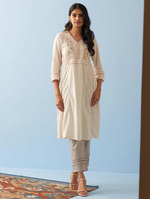 women off white cotton a-line kurta - 21452204 - Very Small Image - 1