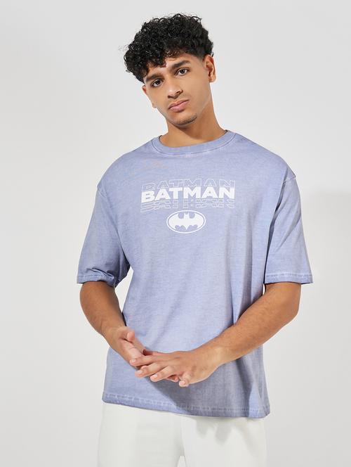 men round neck chest print t-shirt - 21456220 - Very Small Image - 1