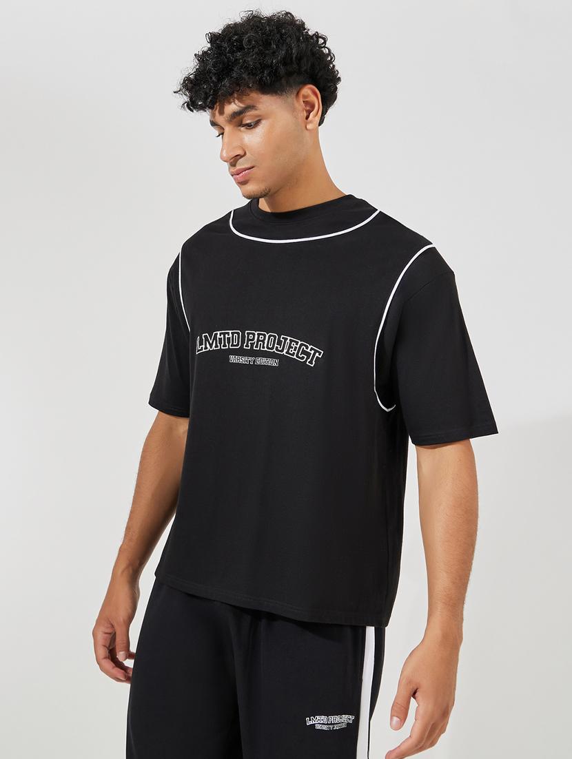 men black typographic print oversized t-shirt & track pant co-ord with side slit - 21457093 - Standard Image - 2