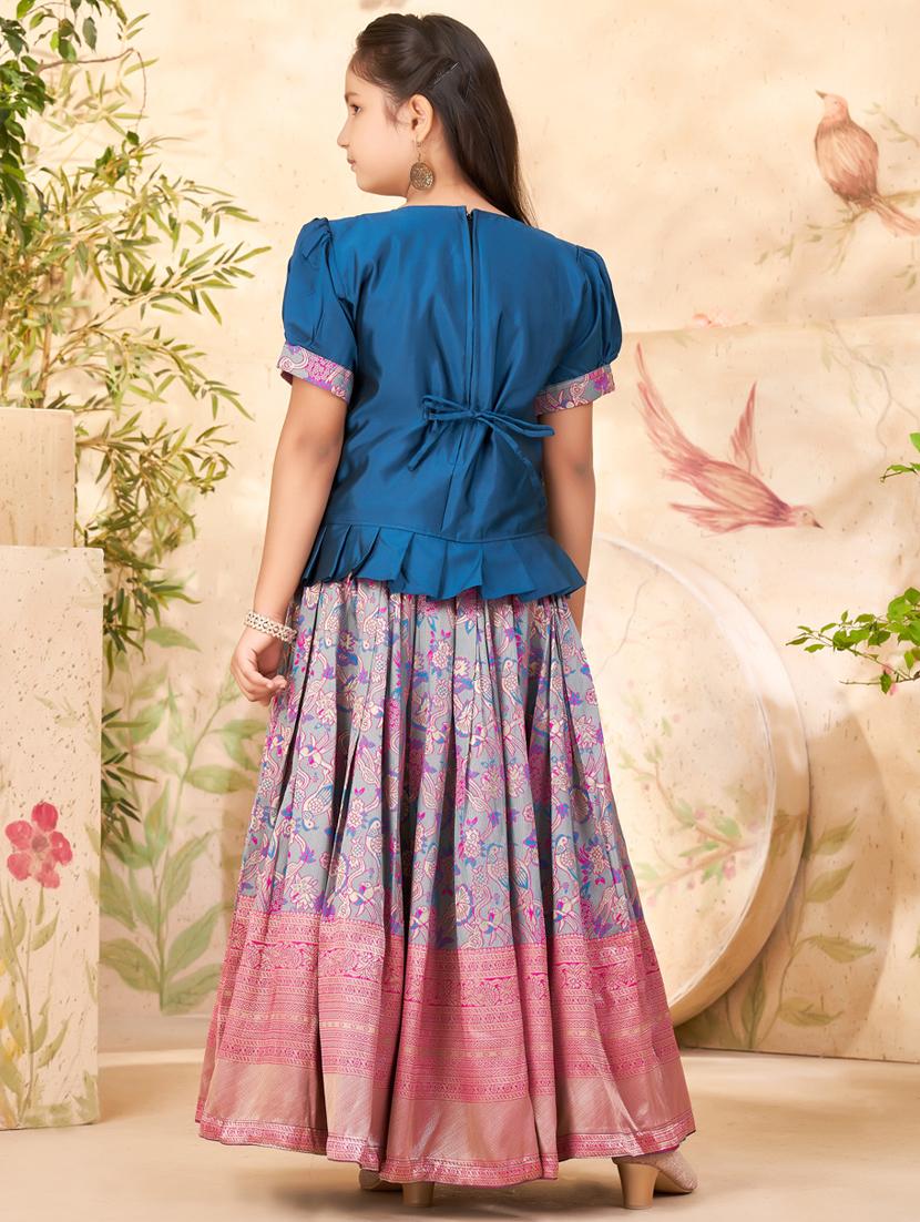 girls self design silk lehenga choli - 21462215 - Standard Image - 3