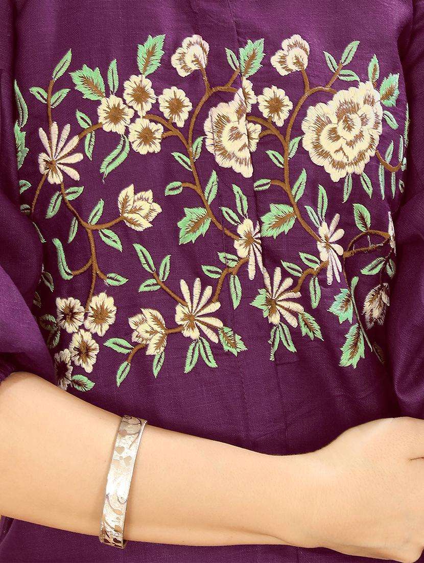 women burgundy embroidered co-ord set - 21463352 - Zoom Image - 5