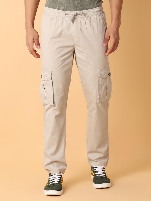 men solid mid rise regular fit cargo - 21489288 - Very Small Image - 1