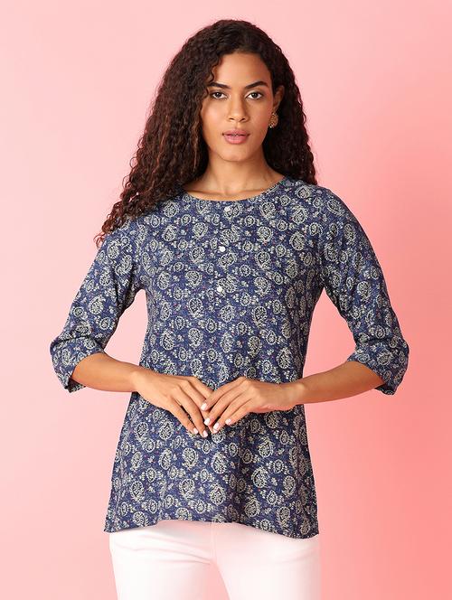 women three quarter sleeve straight kurti - 21491541 - Very Small Image - 1