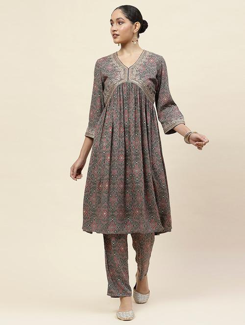 women grey printed top and trouser co-ord set - 21499211 - Very Small Image - 1