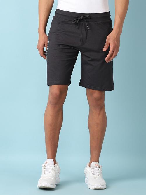 men solid mid rise relaxed fit short - 21501832 - Very Small Image - 1