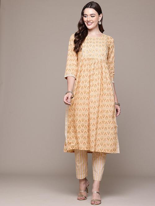 women round neck printed kurta pant set - 21510394 - Very Small Image - 1