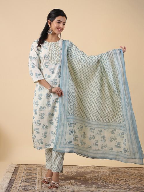 women three quarter sleeve kurta pant with dupatta set - 21513871 - Very Small Image - 1