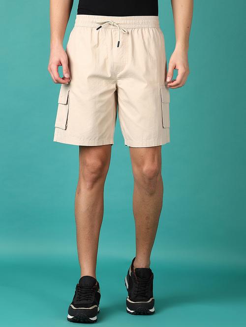 men mid rise solid cargo shorts - 21519217 - Very Small Image - 1