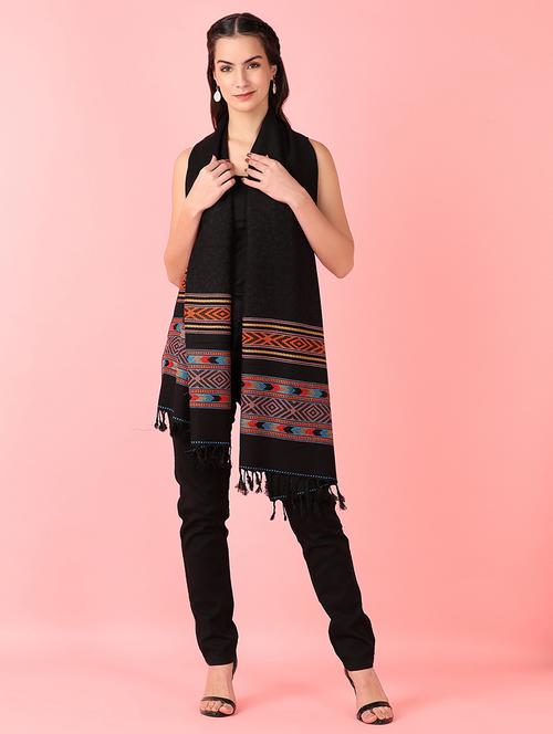 women solid shawl with bordered - 21519300 - Very Small Image - 1