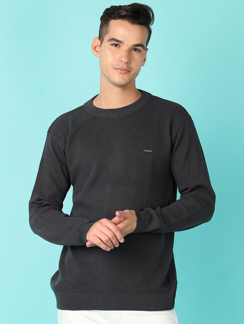 men round neck solid pullover - 21519316 - Very Small Image - 1