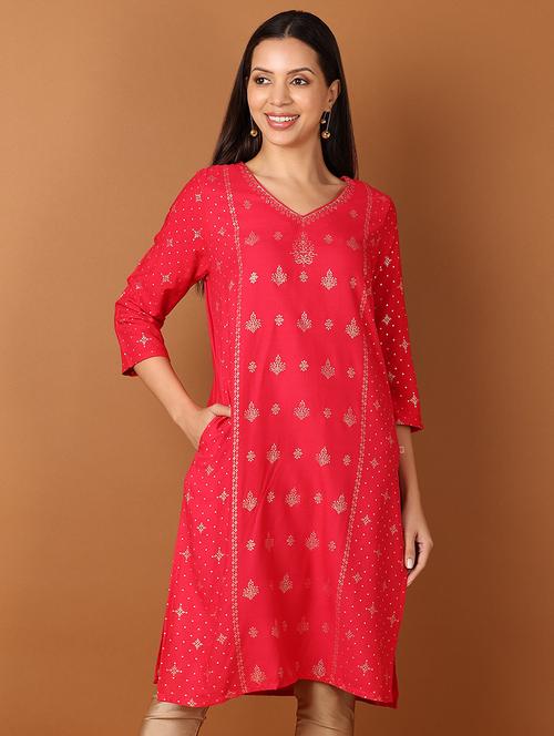 women red three quarter sleeve a-line kurta - 21522885 - Very Small Image - 1