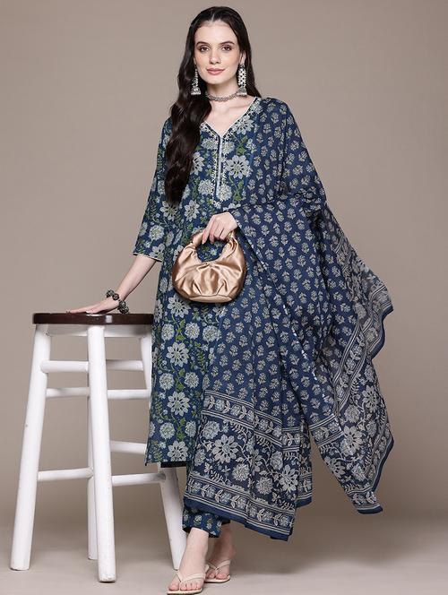 women floral kurta pant set with dupatta - 21523143 - Very Small Image - 1