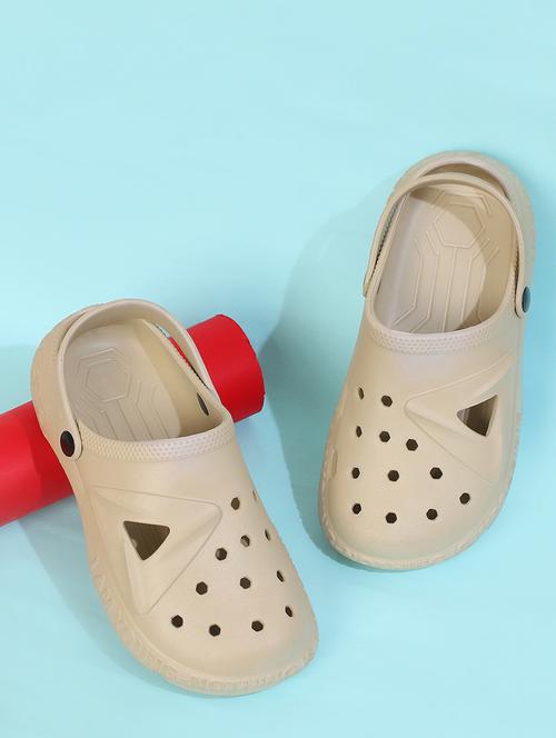 women beige solid clogs - 21527829 - Very Small Image - 1