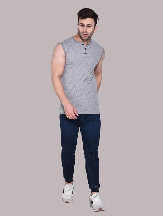 men solid sleeveless t-shirt - 21537584 - Zoom Image - 3