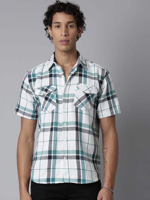 men checkered casual shirt with double pockets - 21546816 - Very Small Image - 1