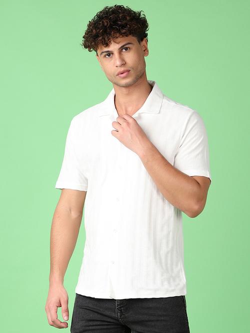 men short sleeves self design casual shirt - 21547647 - Very Small Image - 1