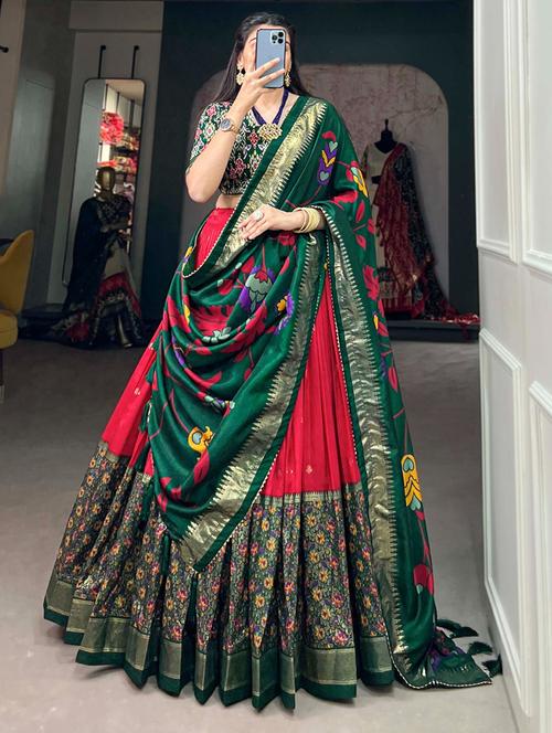 women printed flared lehenga - 21549480 - Very Small Image - 1
