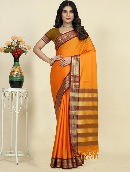 women solid zari bordered saree - 21549628 - Very Small Image - 1