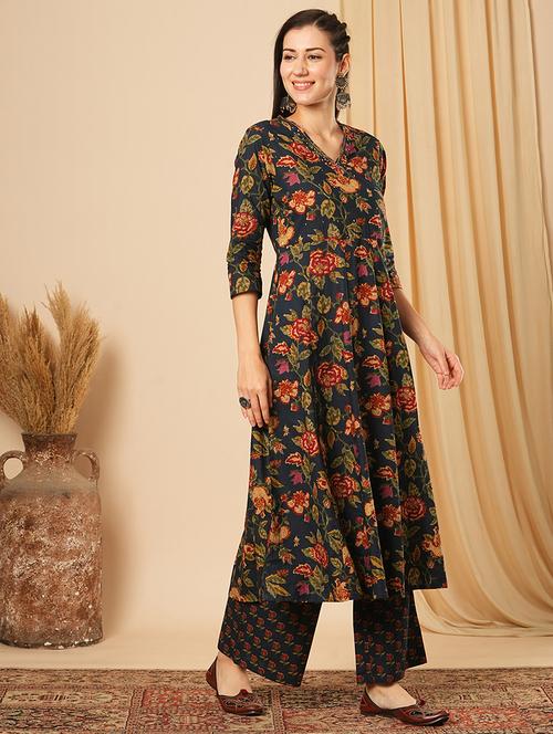 globus women blue embellished v-neck allover floral printed panelled workwear anarkali kurta with palazzos - 21554278 - Very Small Image - 1