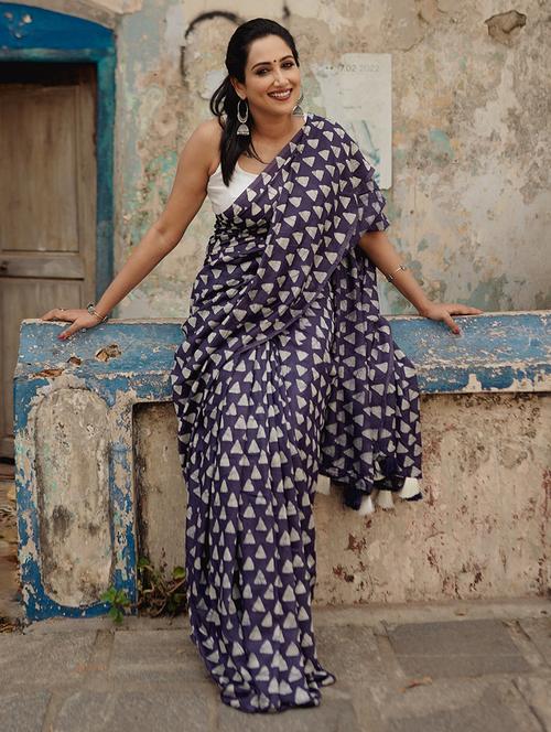 women purple printed saree - 21554300 - Very Small Image - 1