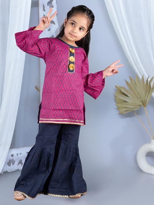 girls printed bell sleeves kurta sharara set - 21555847 - Very Small Image - 1
