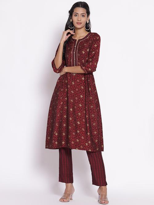 women printed three quarter sleeves kurta pant set - 21559401 - Very Small Image - 1