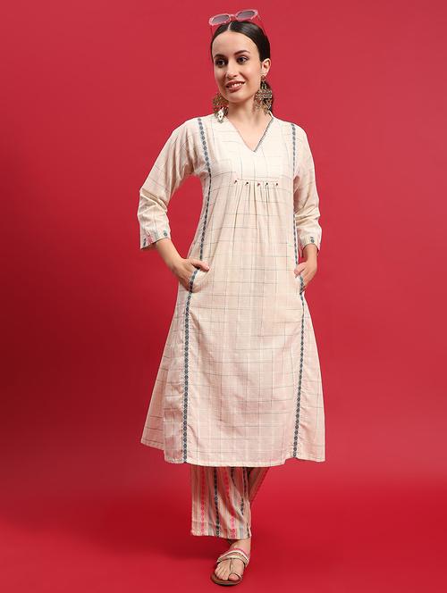 women checks three quarter sleeves kurta pant set - 21559468 - Very Small Image - 1