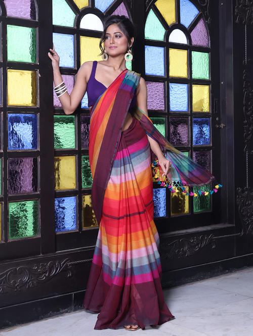 women color blocked handloom saree - 21561992 - Very Small Image - 1