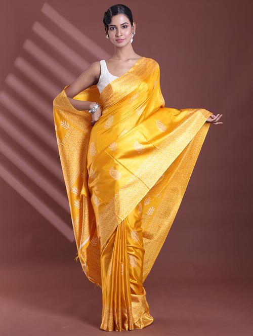 women printed saree with blouse - 21562126 - Very Small Image - 1