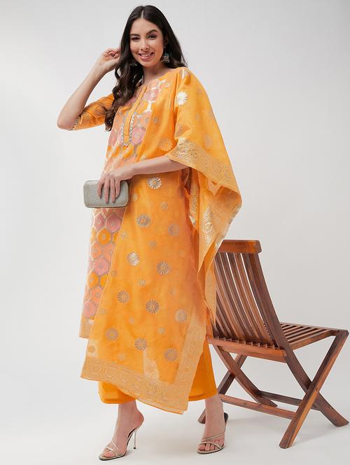 women three quarter sleeve kurta pant with dupatta set - 21567208 - Very Small Image - 1