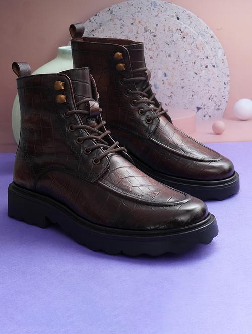 men brown lace up hiking boots - 21577283 - Very Small Image - 1