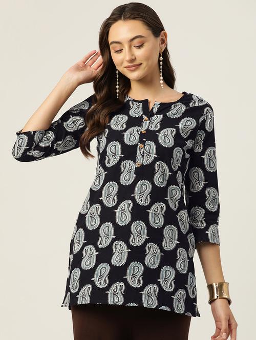 women three quarter sleeve straight kurti - 21581204 - Very Small Image - 1