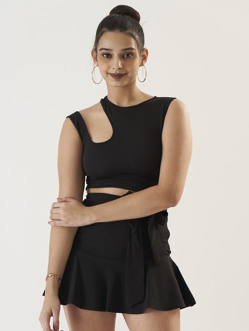 women solid asymmetric neck crop top - 21584454 - Very Small Image - 1