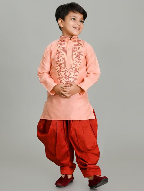 boys embroidered mandarin neck kurta salwar set - 21585444 - Very Small Image - 1