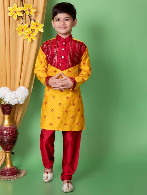 boys embroidered long sleeves kurta set - 21585509 - Very Small Image - 1