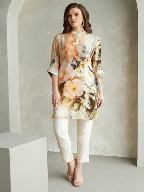 women floral printed three quarter sleeve kurta - 21595965 - Very Small Image - 1