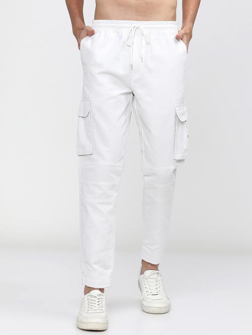 men solid regular fit mid rise cargo - 21596354 - Very Small Image - 1