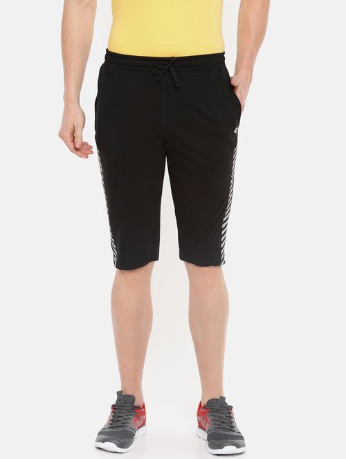 men solid mid rise bermuda - 21596920 - Very Small Image - 1