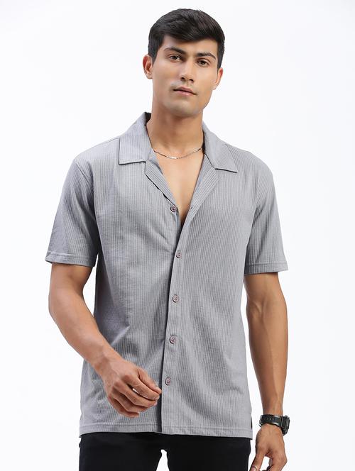 men short sleeves solid casual shirt - 21597458 - Very Small Image - 1