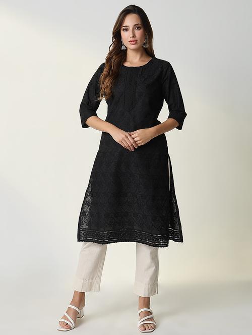 women black solid with work straight kurta - 21598058 - Very Small Image - 1