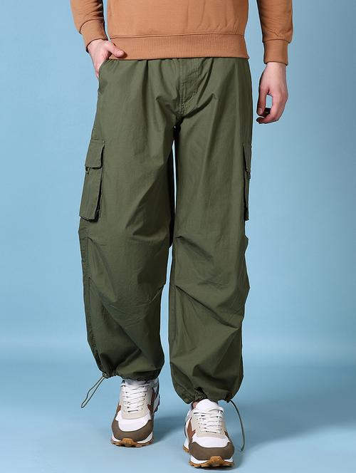 Men Olive Solid Cargo - 21599162 - Very Small Image - 1