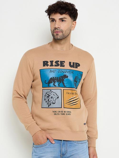 men round neck front print sweatshirt - 21600408 - Very Small Image - 1