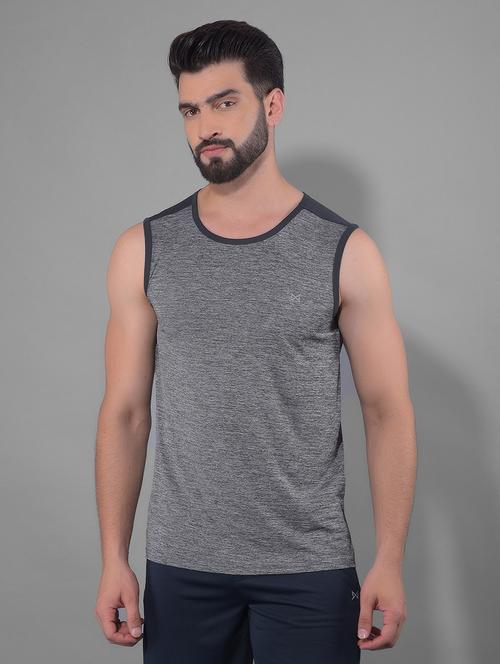 men sleeveless plain sports t-shirt - 21601352 - Very Small Image - 1