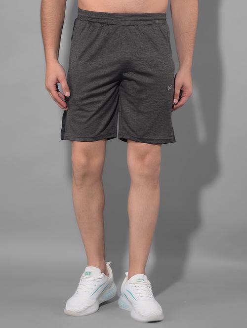 men mid rise color block shorts - 21601419 - Very Small Image - 1